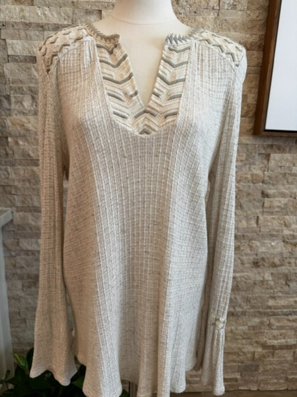 Lucky Brand Long Lightweight Creme Top XL
